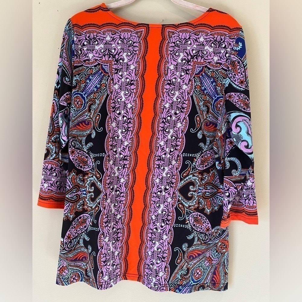 Bob Mackie Wearable Art Pattern Placement Top M